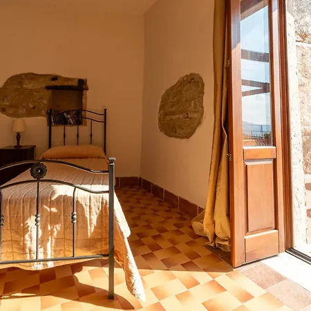 Antico Convento - Ospitalita Diffusa 3* Rocca Cilento